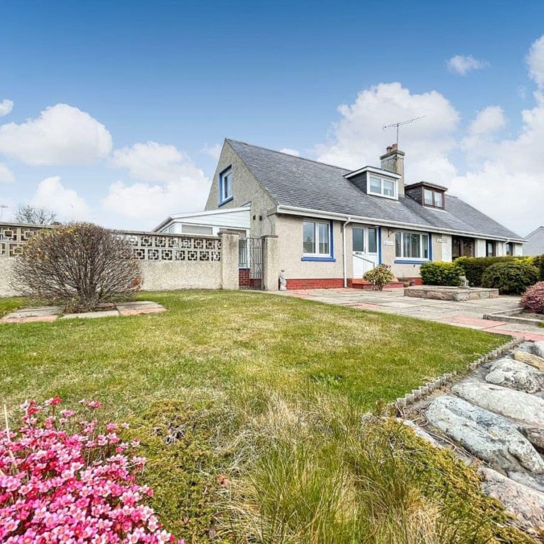 Isaebails House Self Catering Accommodation at Balintore, Highlands. Sleeps 5.