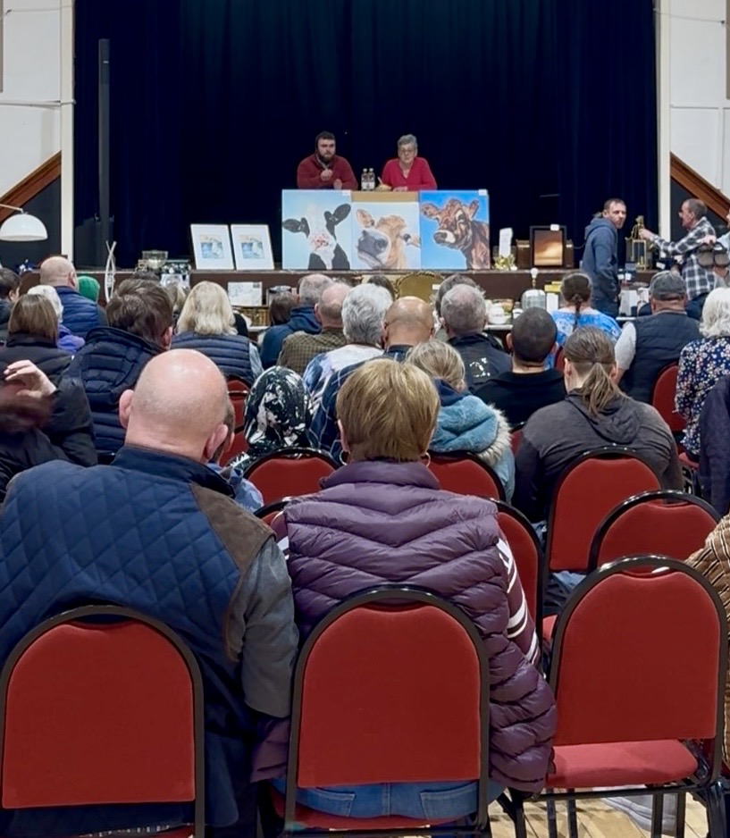 Fundraising Auction Raises an Incredible £6,100